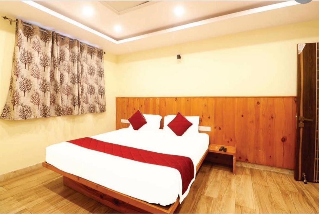 Hotel Royal Orbit Bangalore Exterior photo